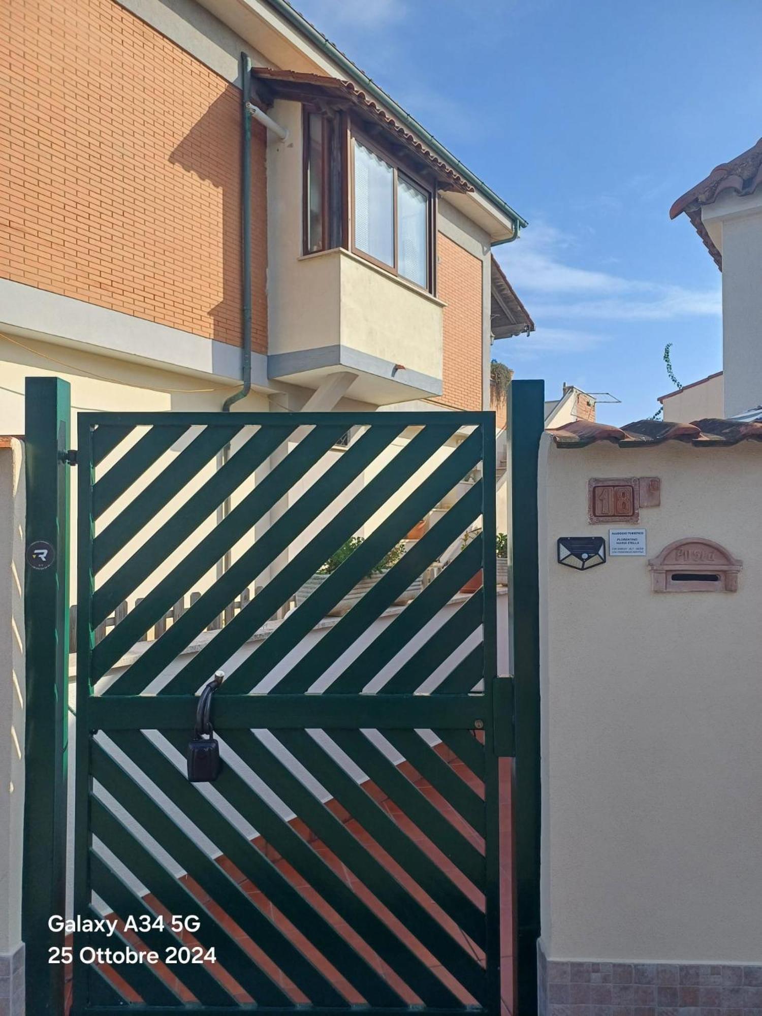 Civico18 Apartment Fiumicino Luaran gambar